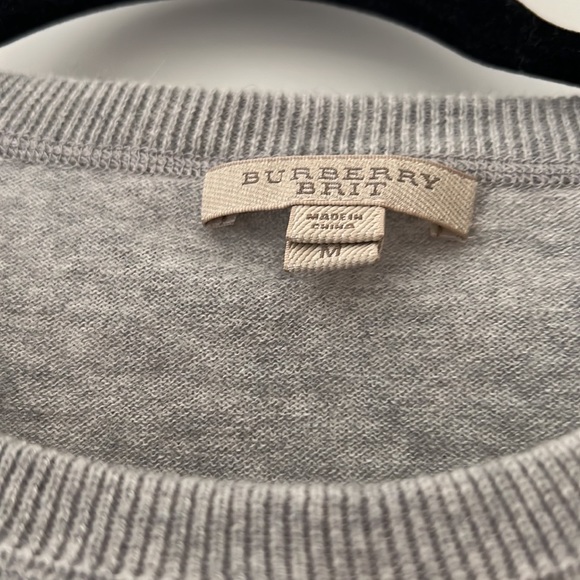 Burberry  Brit Blouse  excellent condition size medium. - Picture 8 of 8